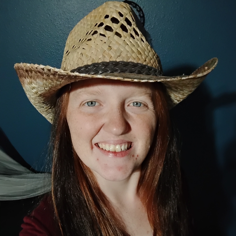 Meet your Posher, Cassandra